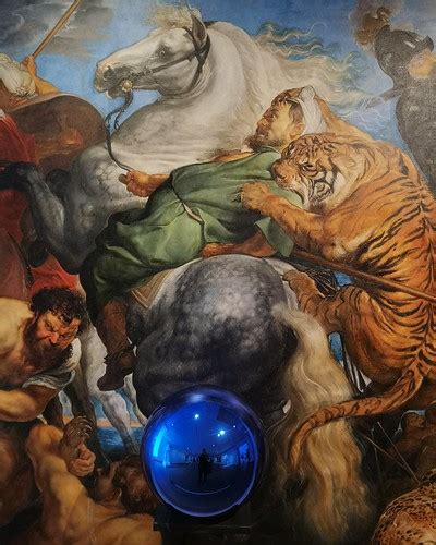 jeff koons tiger ball.